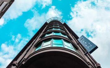 Bentley Hotel By Molton