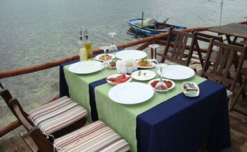 Kerpe Diem Cafe & Restaurant