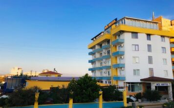 Nil Hotel Sarımsaklı