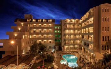 Seaden Sweet Park Hotel