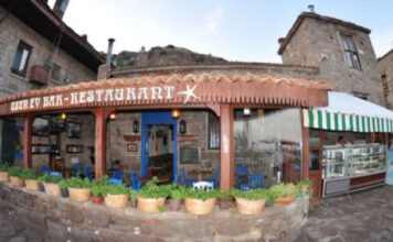 Uzun Ev Cafe Bar Restaurant